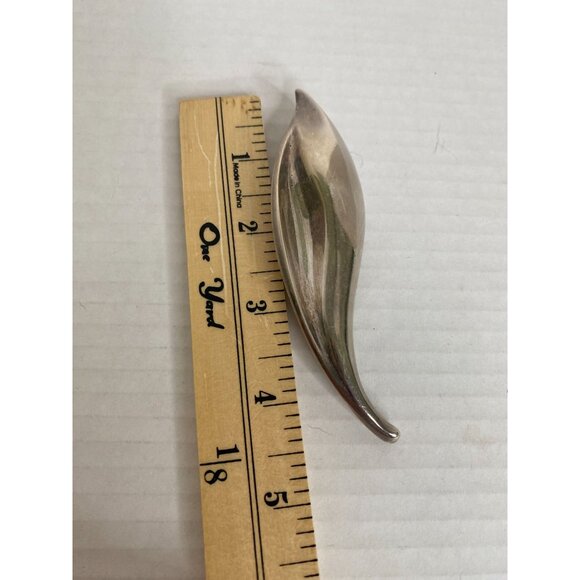 Vintage Jondell Spain signed Sterling Silver Elegant Curved Leaf Brooch Pin - Picture 7 of 7
